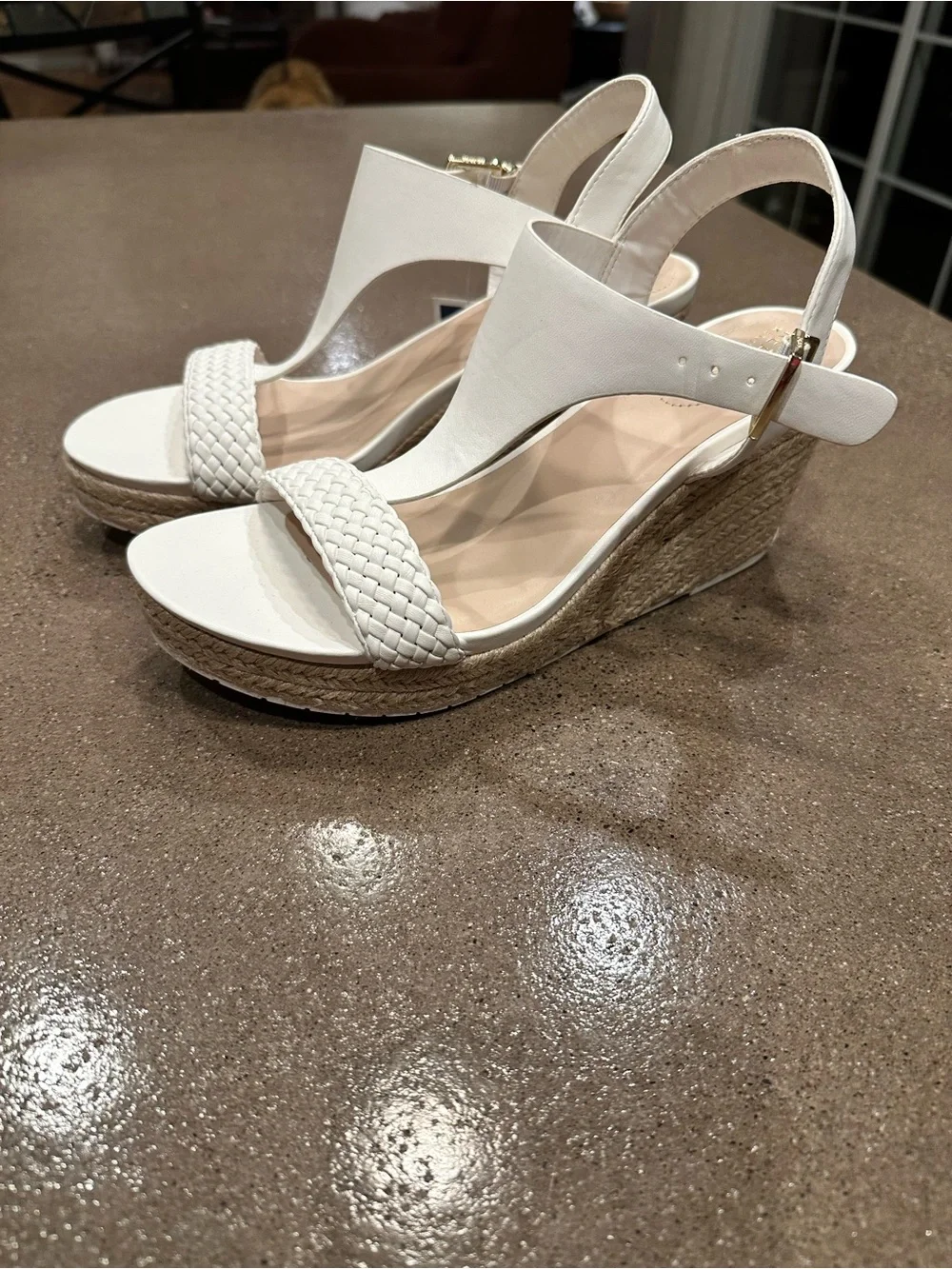 Kenneth Cole Reaction White Wedge Sandals with Braided Strap - Unbranded